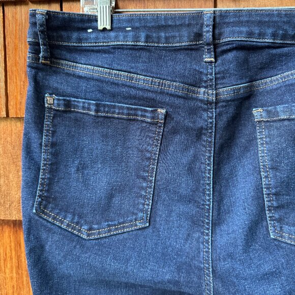 EUC CHICO’S Dark Indigo Blue Define Me Straight Leg Ankle Jeans Women's 16 - Picture 8 of 12
